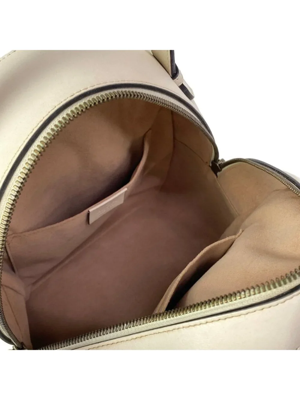 Gucci Backpack GG Marmont Ivory Leather